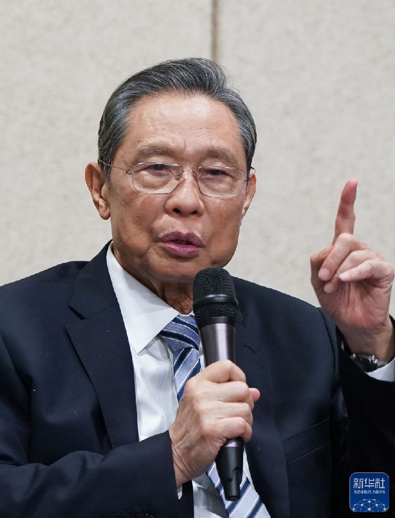 鐘南山呼吁加強(qiáng)疫苗接種，稱(chēng)奧密克戎感染不可怕