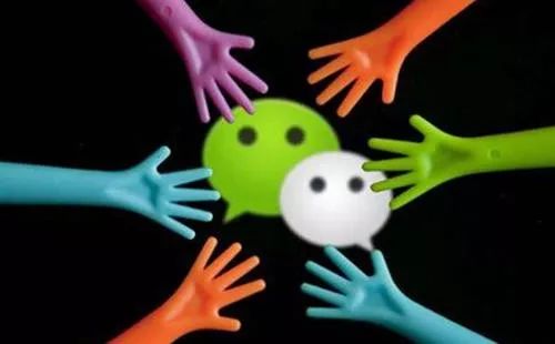 疫情期間微信群謠言多，群主需擔(dān)責(zé)，成員要守法